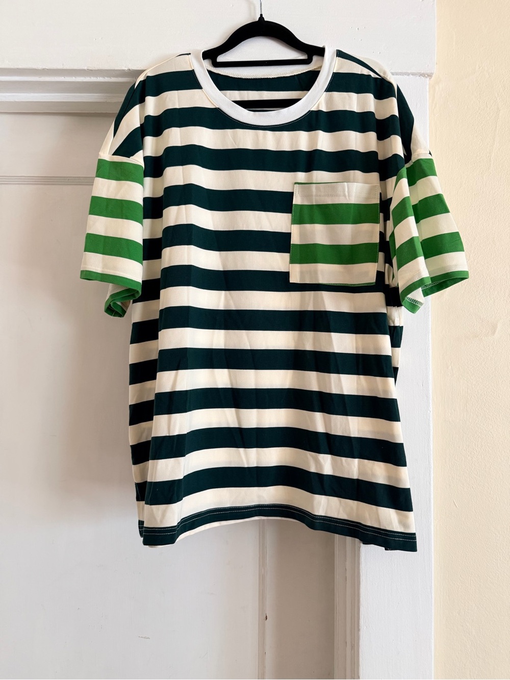 Source Unknown Hunter Green and White Striped Short Sleeve Tee